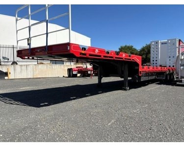 AAA - Used Drop Deck Trailer | SEMI Tri axle stepdeck trailer