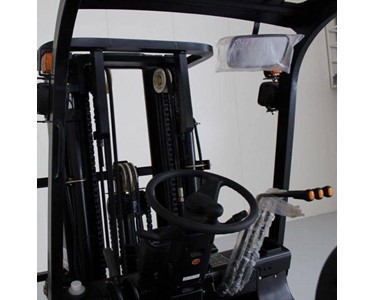 Wecan - Diesel Forklift with 3 Stage Container Mast