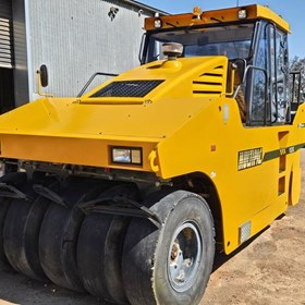 Used Multi Tyre Roller 2010 YL25C 25T 