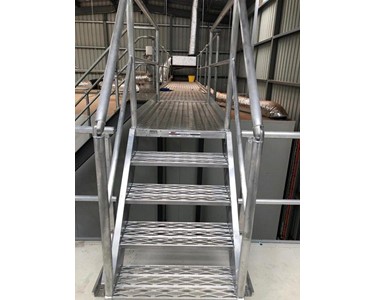 Star Aluminum - Walkway Solutions | Custom Fabrication