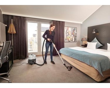 Commercial Vacuum Cleaner | VP300 ECO