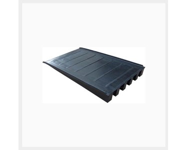 Rubber Ramps | Large Spill Deck Ramp