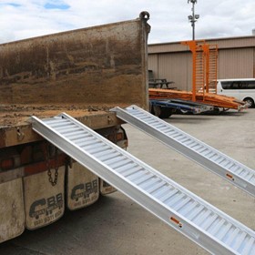 Aluminium Loading Ramps | 1.8-Tonne 3.2m x 380mm