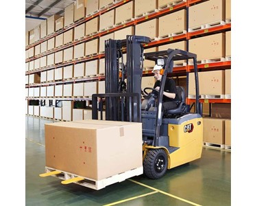Cat - 3-Wheel Electric Forklift  | 1.3-2.0 Tonne