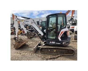 Bobcat - 2019 Compact Excavator | E35R