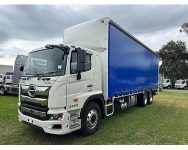 Hino - 700 Series FR 2632 Curtainsider Truck
