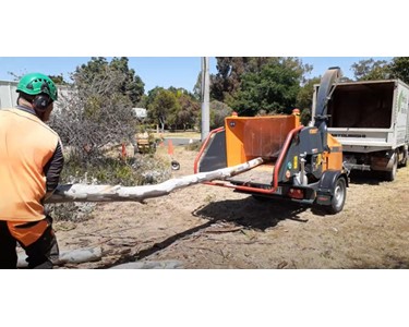 Forst - ST8D - 8inch Towable Woodchipper | 45HP Kubota Diesel