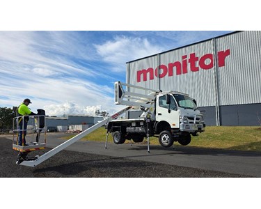 GSR - GSR E209PX Truck Mounted Lift