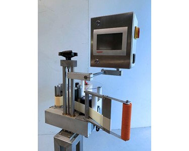 CWL - 150 X - CWL - 150 X Automatic Wrap Around Labeller for cylindrical products