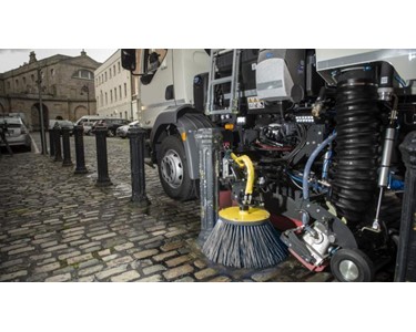 Bucher Municipal - Truck mounted sweeper | V80