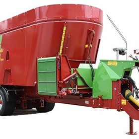 Verti-Mix Triple Auger Feed Mixing Wagon 136-197Hp 