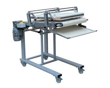 Motorized Table for Rolling or Moulding