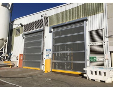 Fast action doors with vented screens