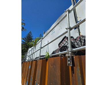 SafeSmart Access - Edge Protection | Sheet Pile Edge Protection Post