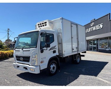 Hyundai - Mighty EX4/6 Freezer Pantech 2025