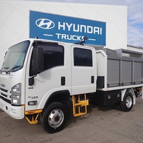 Used Service Truck | 2017 NPS 75-155 