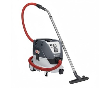Nilfisk - Asbestos Vacuum Cleaner | Dust Class M/H Certified Vacuum