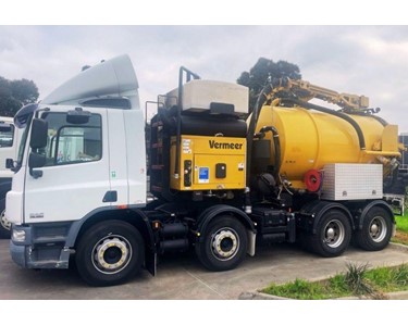 Vermeer - Used Hydro Excavation Truck | NDD and washdown system