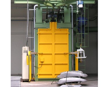 Superior - Shotblasting Machine | SUPERIOR EdgeBlast Spinner Hanger