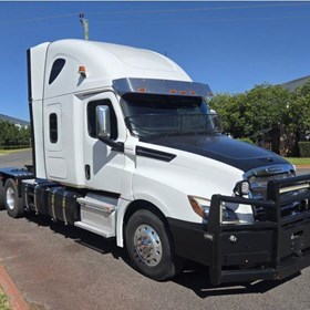 Used Prime Mover | 2021 Freightliner Cascadia 126