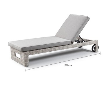 Royalle - Outdoor Sunlounger | Rosseau