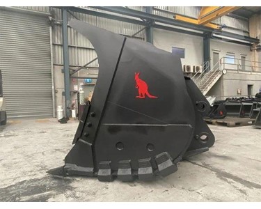 Roo Attachments - Rock Buckets Attachments | WA470