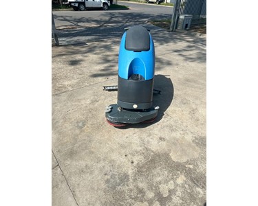 Conquest - (Used) Walk-Behind Industrial SMX Scrubber