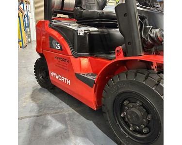 Hyworth - 2.5T Gas Forklift 4.5m lift Container Mast