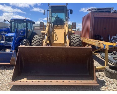 Mid-Size Construction Wheel Loader | Case 621B