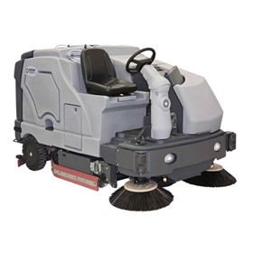 Large Area Ride-On Scrubber/Dryer - SC8000