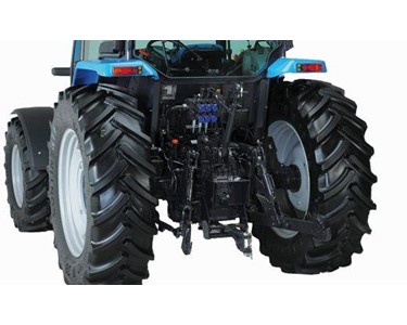 Landini - Landforce Cabin Farm Tractor 112-120Hp | 125 RPS 4WD
