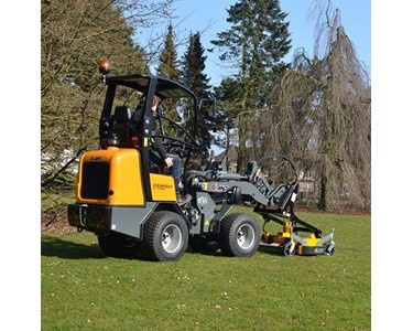 GIANT - Skid Steer Attachment | Rotary Mowers 