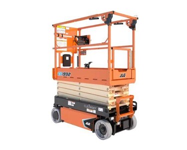 JLG - Compact Electric Scissor Lift 507 lb platform capacity | ES1932ES