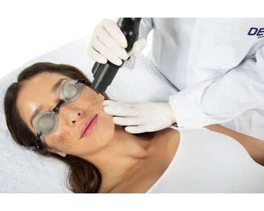Deka - Powerful Collagen Stimulation Fractional Laser | RedTouch PRO