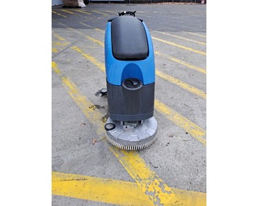 Conquest - Fully Refurbished- HDS55 Walk Behind Power Scrubber -215007117