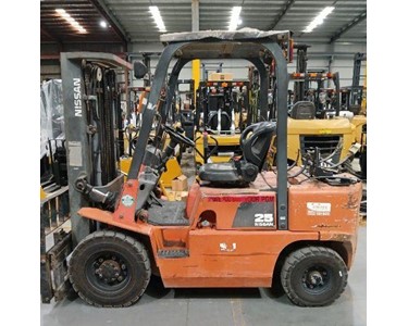 Nissan - Used LPG Forklift | 2.5T