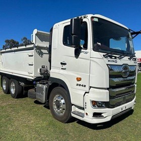 FS2848 Tipper Truck