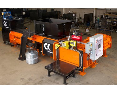 CKTR82 Twin Ram Baler