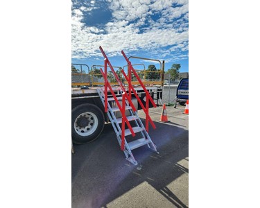 SafeSmart Access - Step Ladder | AdjustaStairs | Truck & Large Vehicles