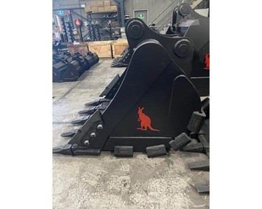 Roo Attachments - Rock Buckets Attachments | 18-23TON 1200MM WIDE