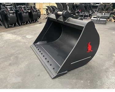Roo Attachments - Ditch Cleaning Buckets Attachments | 20T MUD BUCKET 1800 
