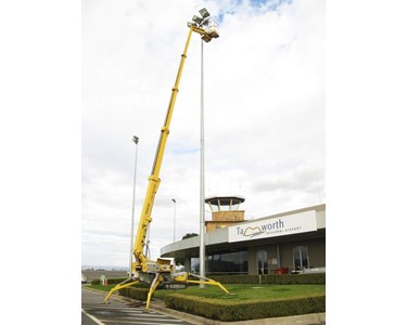 Spider Lifts 20 hp Diesel | Monitor 2350R