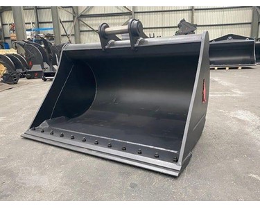 Roo Attachments - Ditch Cleaning Buckets Attachments | 20T MUD BUCKET 2000MM 