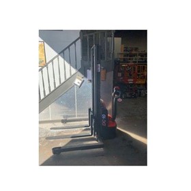 Electric Straddle Stacker Sales