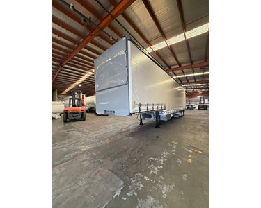 Stonestar - Drop Deck Curtain Side Trailer