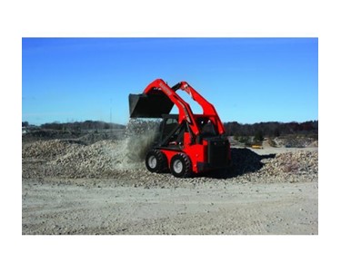 Manitou - Compact Loaders 2700 V NXT:2