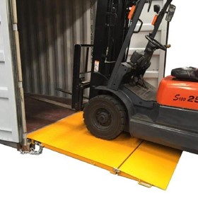 Container Ramp Standard Duty | 6.5 Tonne Self Levelling 